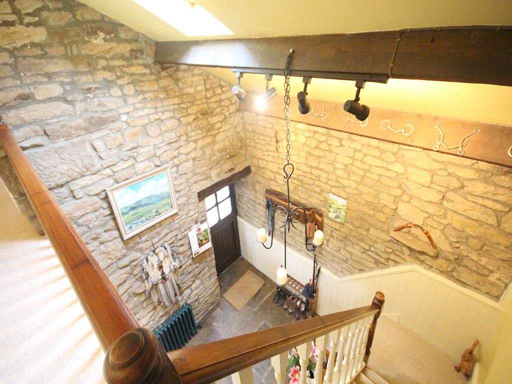 4 bedroom semi-detached house SSTC in Colne - IMG_5323.jpg